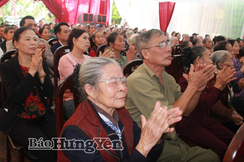 Ngày hội Đại đoàn kết toàn dân tộc tổ dân phố Nam Tiến. Ảnh: Vi Ngoan