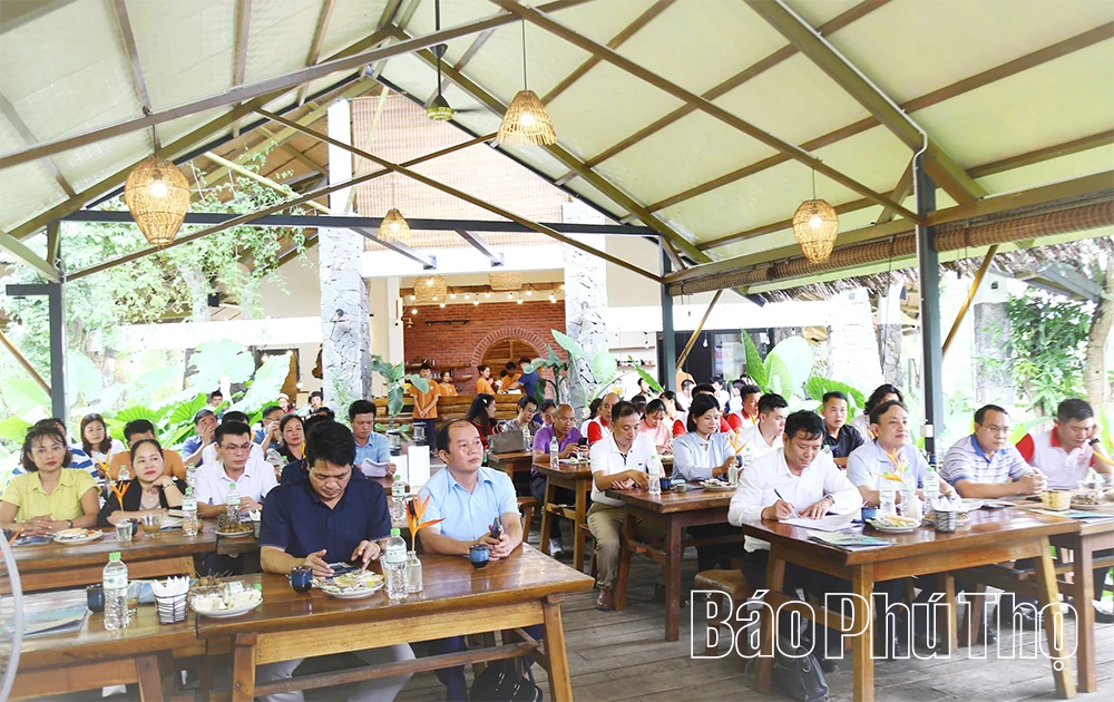 Du lịch Đà Bắc đón trên 266 nghìn lượt khách, doanh thu vượt 110 tỷ đồng