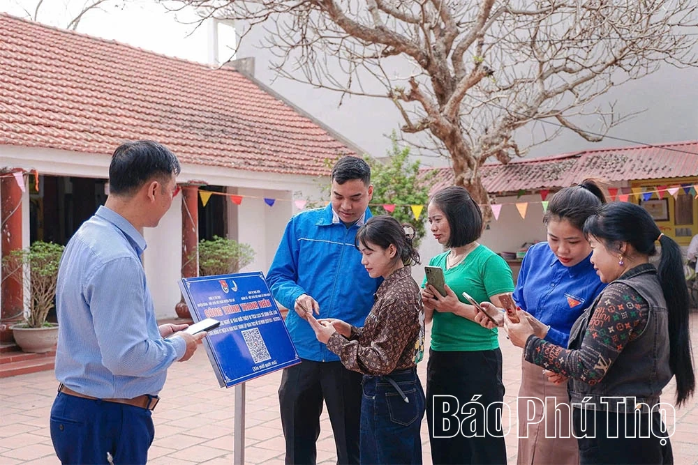 Thanh niên đi đầu lan tỏa phong trào “Bình dân học vụ số”