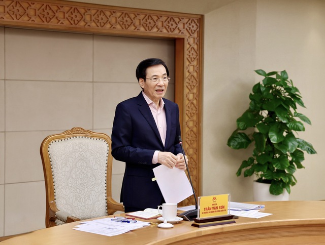 Quyết liệt cắt giảm TTHC, đẩy mạnh chuyển đổi số trong cơ quan nhà nước- Ảnh 1.