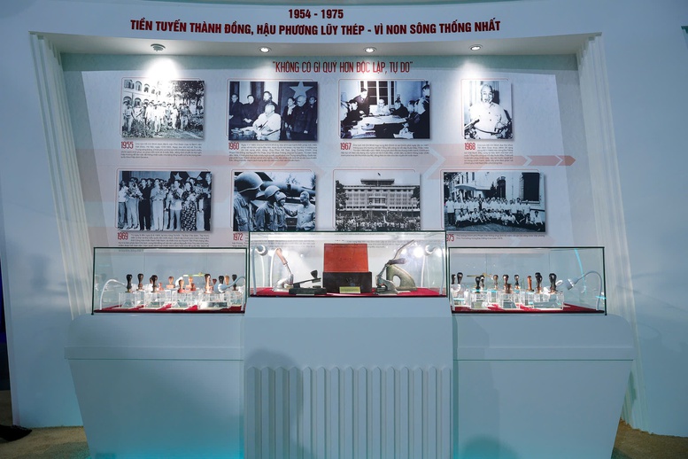 Lần đầu công bố con dấu của Chính phủ, lãnh đạo Chính phủ và Văn phòng Chính phủ qua các thời kỳ- Ảnh 7.