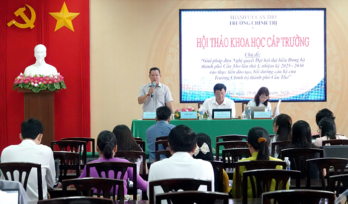 Đưa Nghị quyết Đại hội đại biểu Đảng bộ TP Cần Thơ vào thực tiễn đào tạo, bồi dưỡng cán bộ của Trường Chính trị thành phố