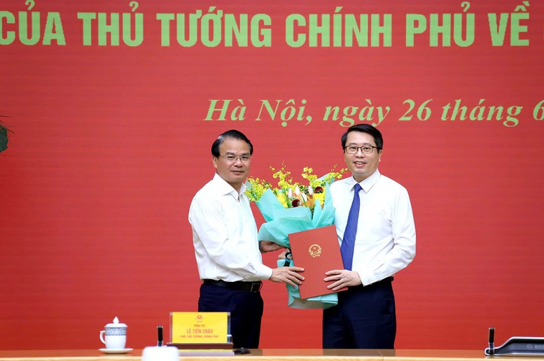 Công bố Quyết định bổ nhiệm đồng chí Trần Anh Tiến giữ chức Phó Chủ nhiệm Văn phòng Chính phủ- Ảnh 3.