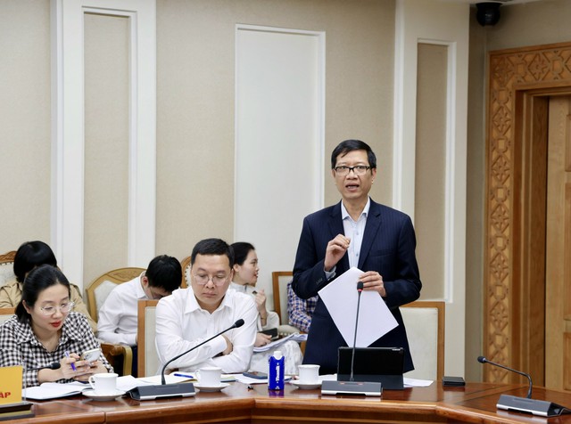 Quyết liệt cắt giảm TTHC, đẩy mạnh chuyển đổi số trong cơ quan nhà nước- Ảnh 3.