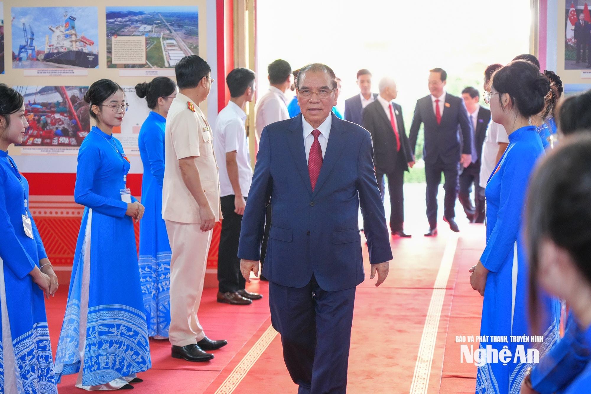 Đại hội Đảng-25