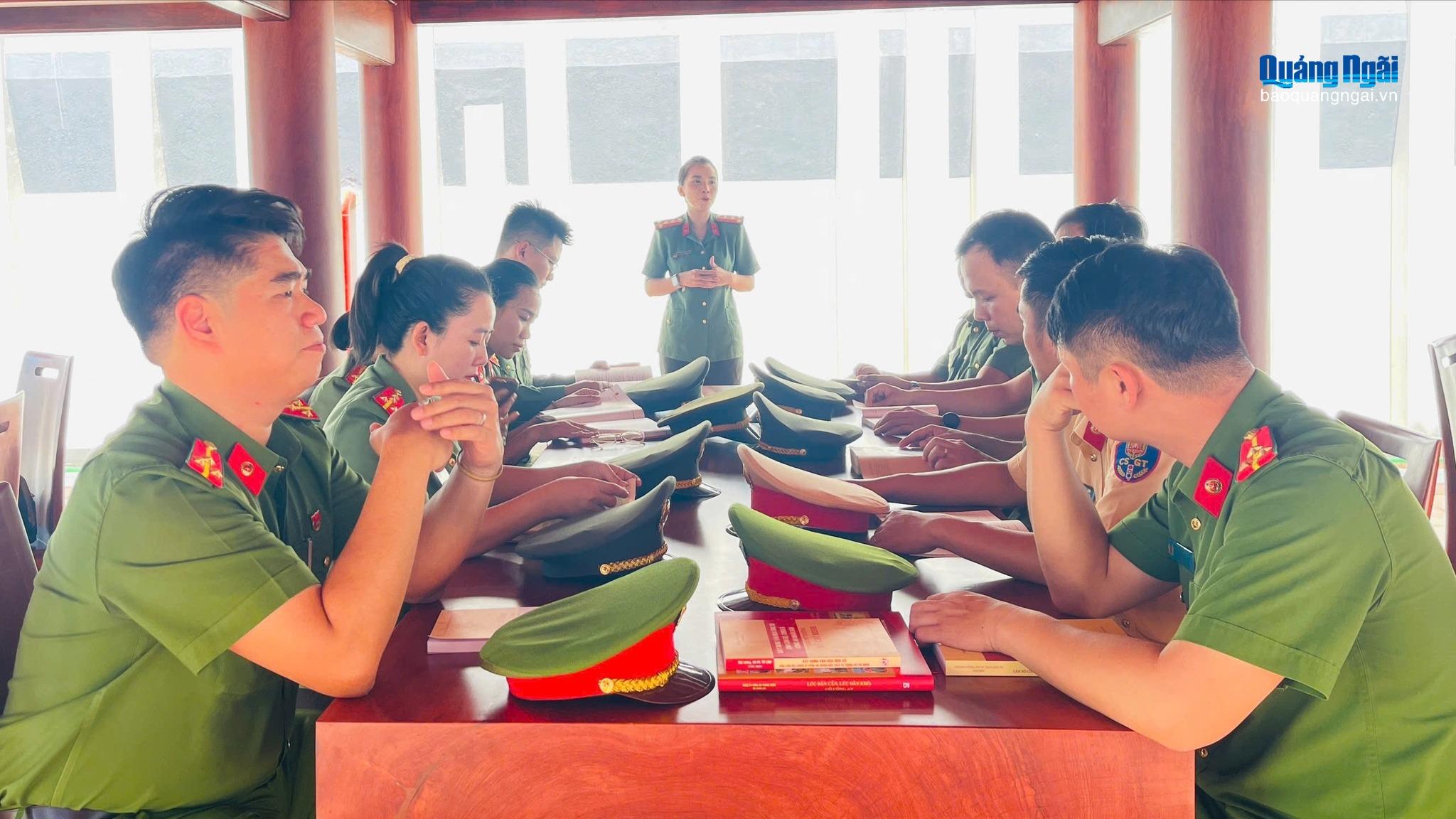 Báo và Phát thanh, Truyền hình Quảng Ngãi
