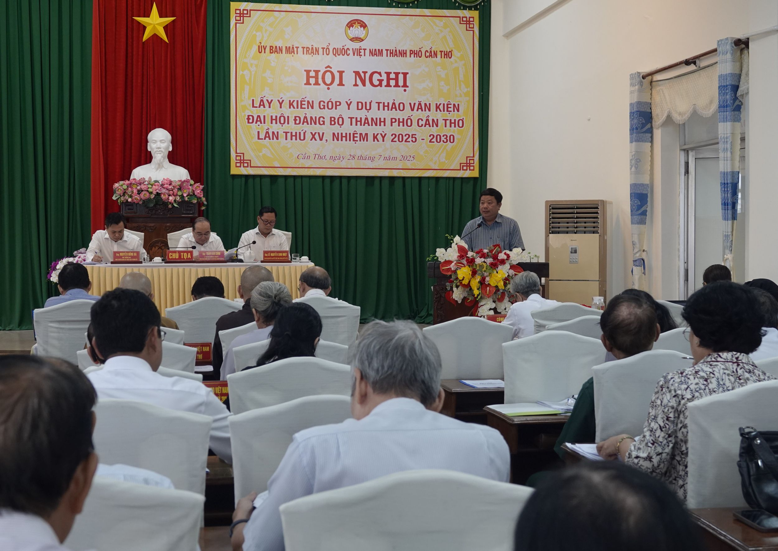 Ủy ban MTTQVN TP Cần Thơ tổ chức hội nghị đóng góp ý kiến dự thảo văn kiện Đại hội Đảng bộ TP Cần Thơ