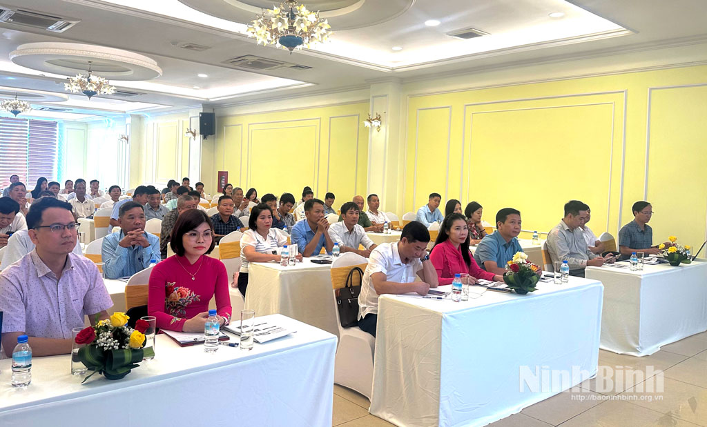 Các đại biểu dự lớp tập huấn.