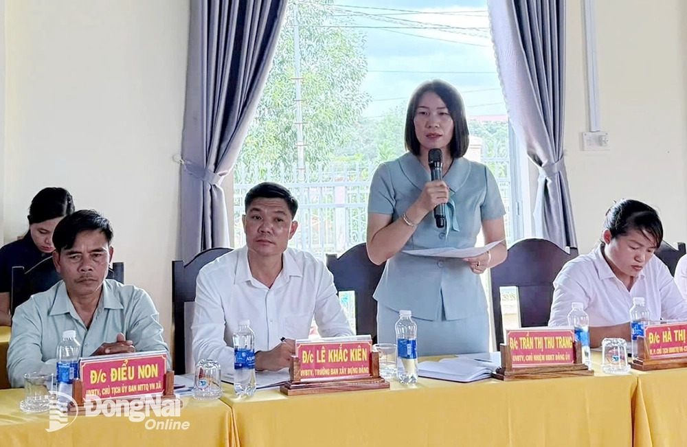 Đại diện lãnh đạo xã Đak Nhau phát biểu tại buổi làm việc. Ảnh: Trọng Phước