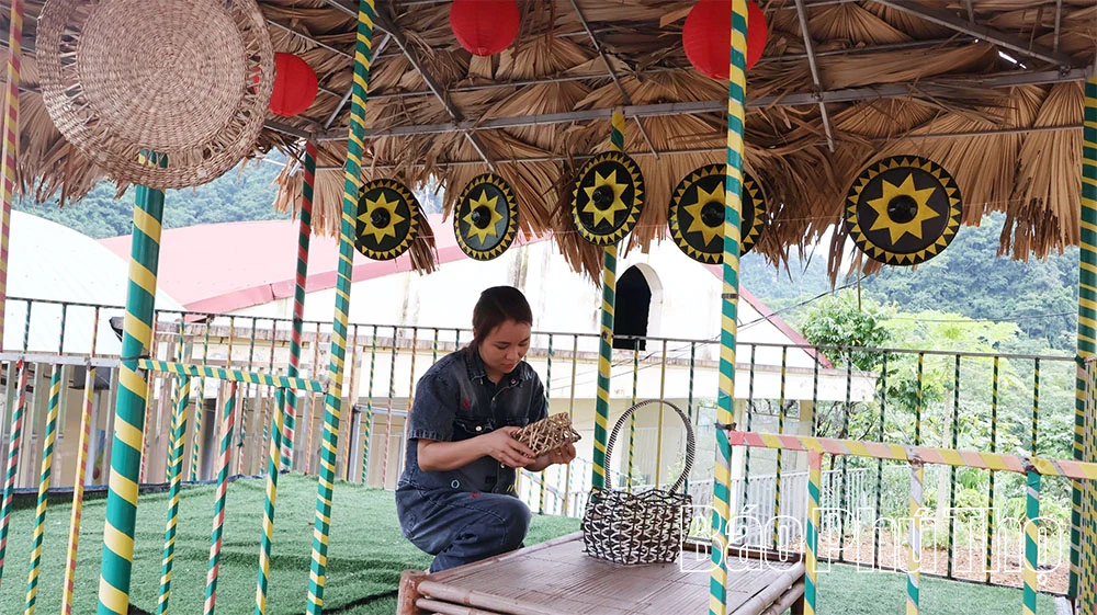 Tiền Phong – những khó khăn trước thềm năm học mới