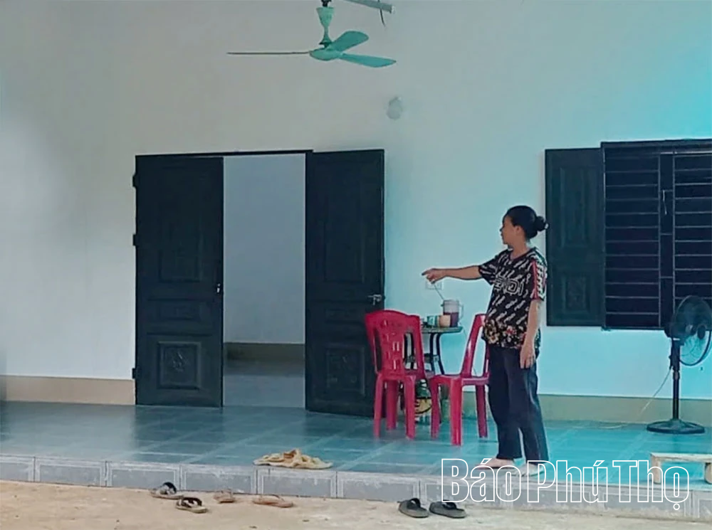 Những ngôi nhà không chỉ xây bằng gạch