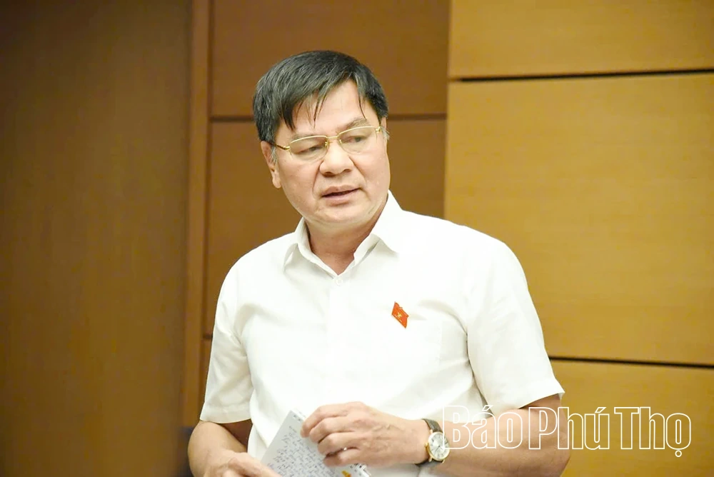 Kéo dài thời gian giải thể Hội đồng trường để bảo đảm công tác nhân sự