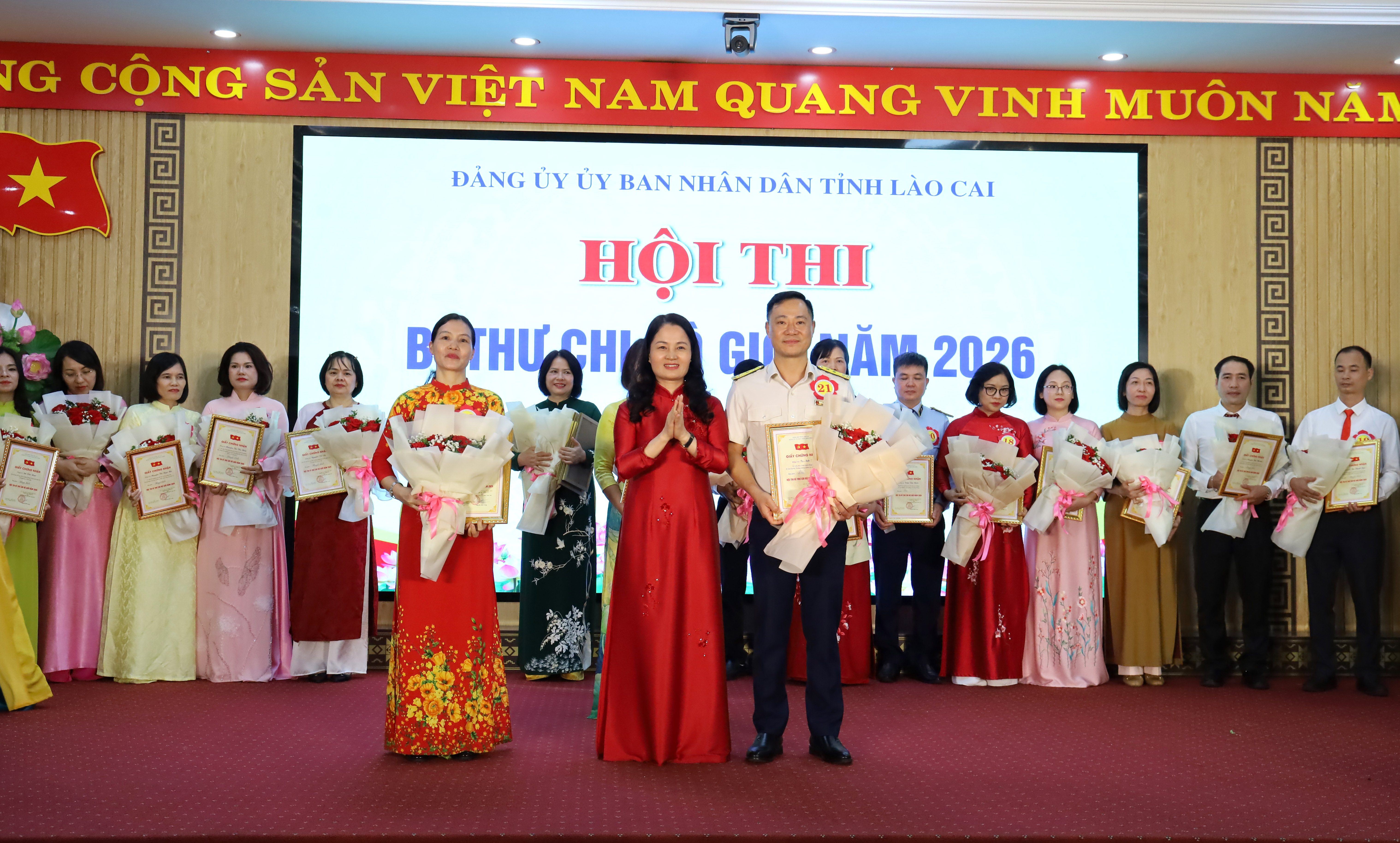 anh tin bai