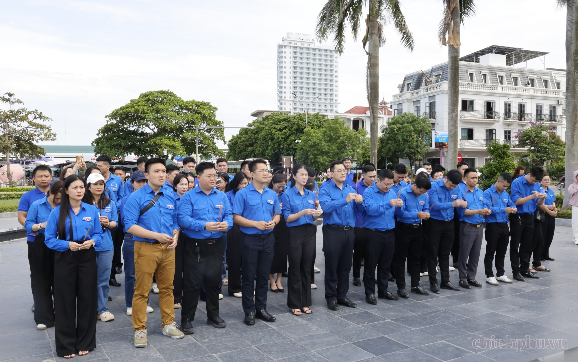 Đoàn Thanh niên Văn phòng Chính phủ lan tỏa đạo lý 'uống nước nhớ nguồn' - Ảnh 8.