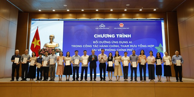 Ứng dụng AI bài bản, nâng cao chất lượng công tác hành chính, tham mưu tổng hợp tại VPCP- Ảnh 2.