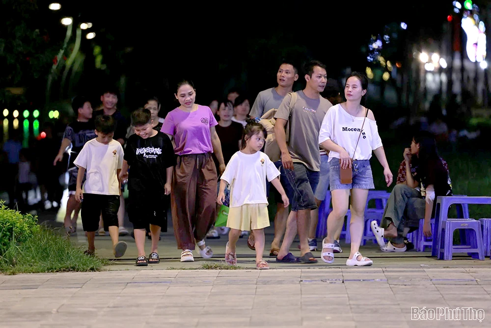 Phú Thọ rộn ràng đêm Quốc Khánh