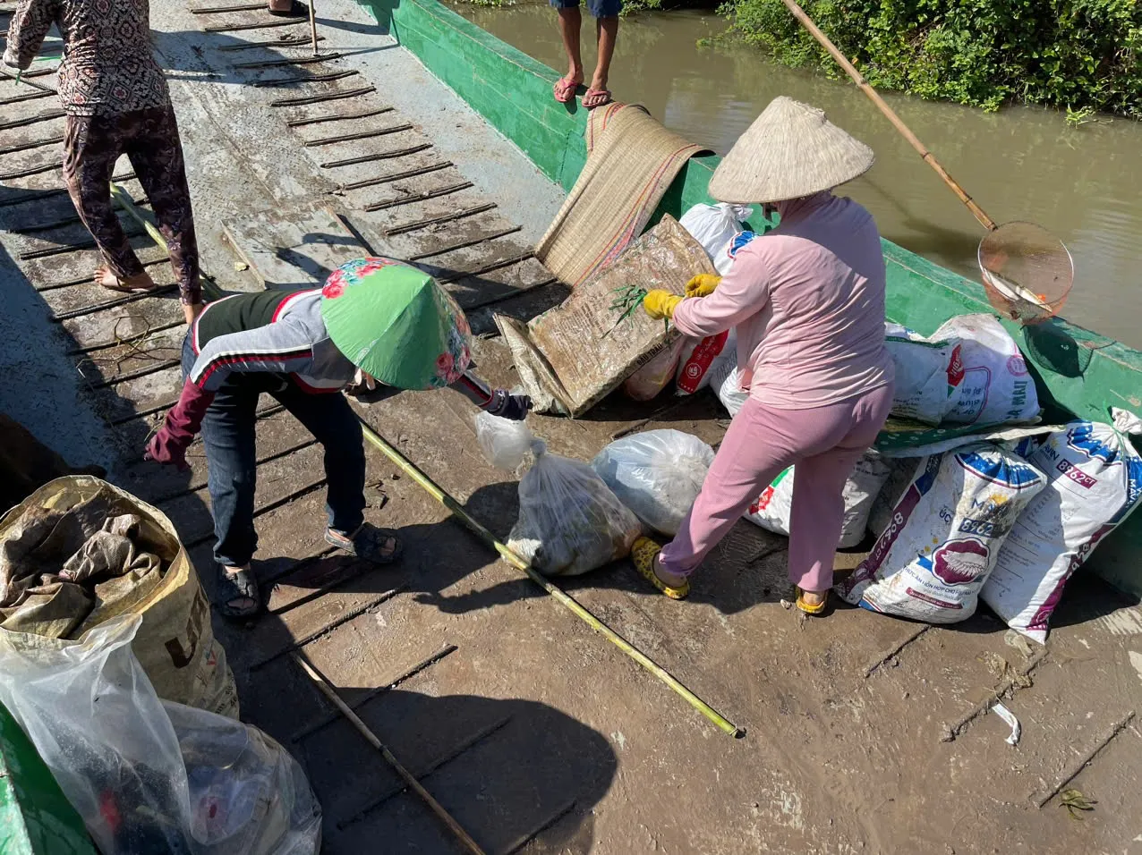 Từ dòng kênh quê đến niềm tin của nhân dân