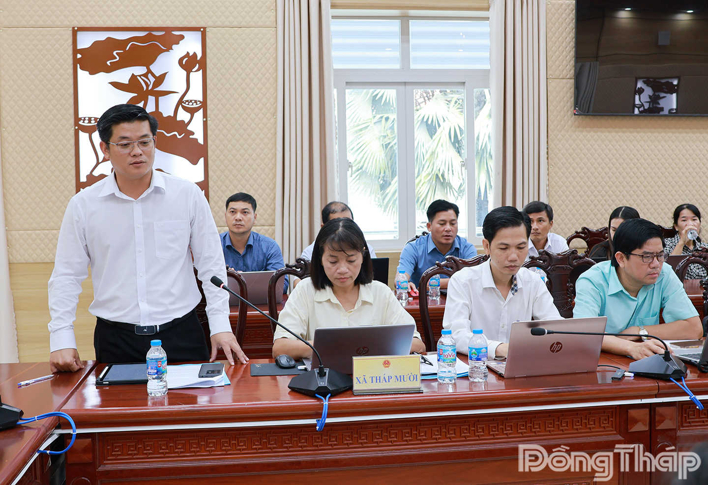 Đại biểu phát biểu tại buổi làm việc.