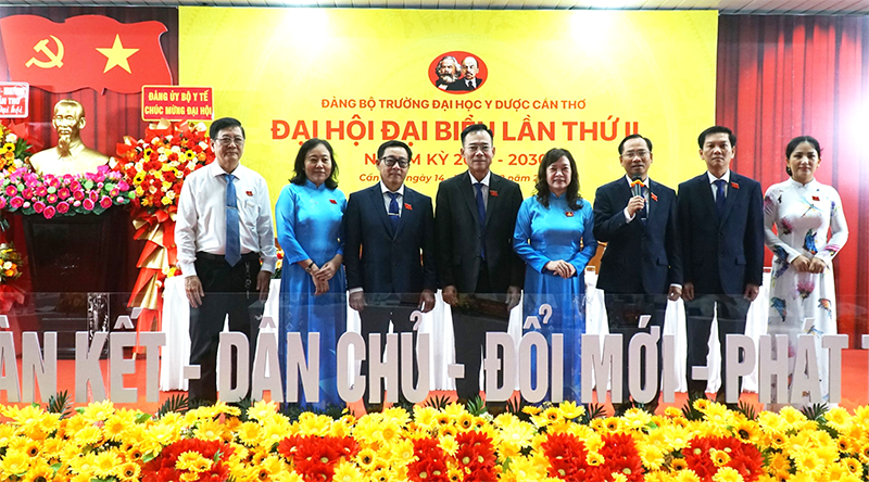 Ðại hội đại biểu Đảng bộ Trường Đại học Y Dược Cần Thơ nhiệm kỳ 2025-2030 thành công tốt đẹp
