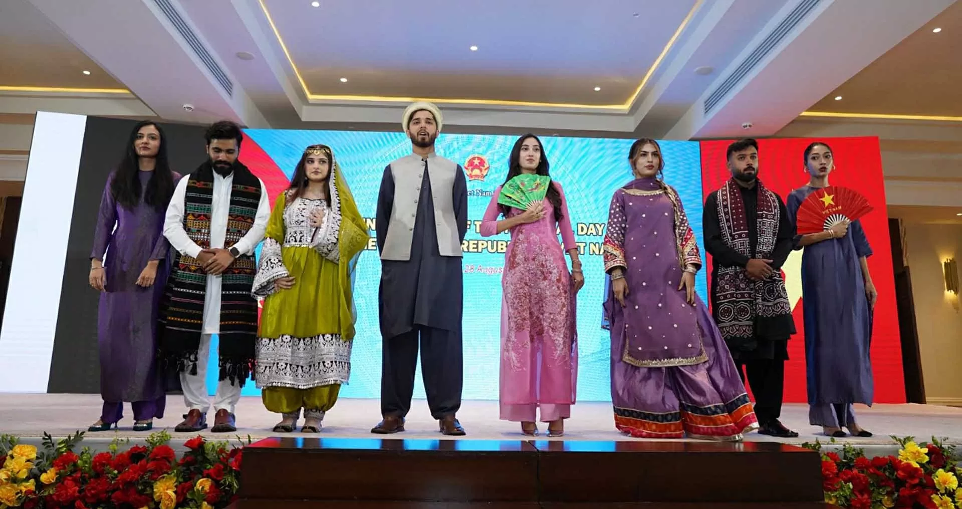 Chuỗi hoạt động kỷ niệm 80 năm Cách mạng tháng Tám và Quốc khánh Việt Nam tại Pakistan Chuỗi hoạt động kỷ niệm 80 năm Cách mạng tháng Tám và Quốc khánh Việt Nam tại Pakistan