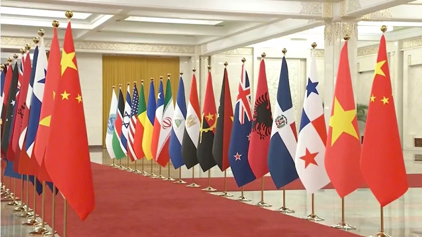 Đại sứ Phạm Thanh Bình trình Thư Ủy nhiệm lên Chủ tịch Trung Quốc Tập Cận Bình Đại sứ Phạm Thanh Bình trình Thư Ủy nhiệm lên Chủ tịch Trung Quốc Tập Cận Bình