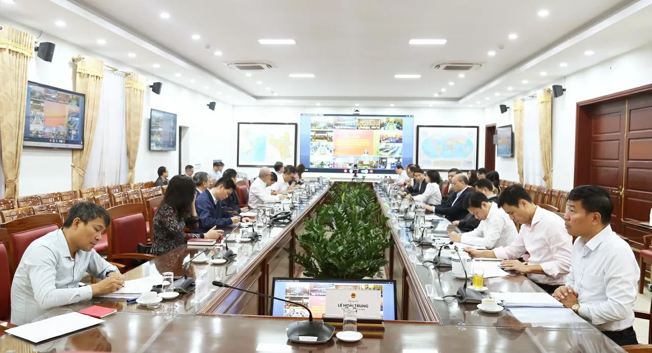 Điểm cầu Bộ Ngoại giao tham dự Hội nghị dưới hình thức trực tuyến. (Ảnh: Thành Long) Điểm cầu Bộ Ngoại giao tham dự Hội nghị dưới hình thức trực tuyến. (Ảnh: Thành Long)