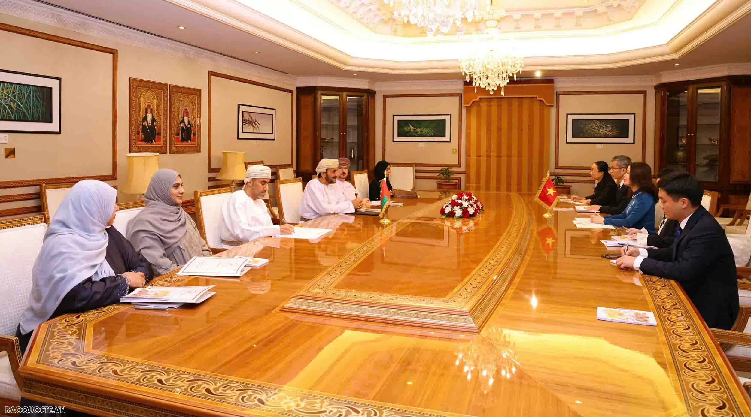 Thứ trưởng Ngoại giao Nguyễn Minh Hằng đồng chủ trì Tham vấn chính trị Việt Nam-Oman Thứ trưởng Ngoại giao Nguyễn Minh Hằng đồng chủ trì Tham vấn chính trị Việt Nam-Oman