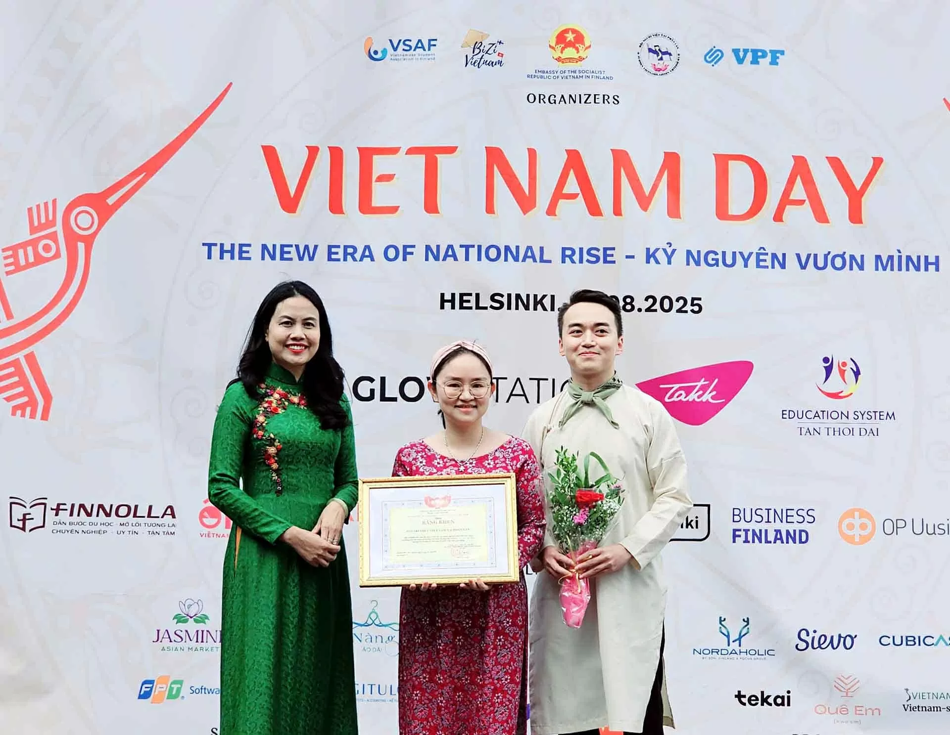 Ngày Việt Nam 2025 lần đầu tiên tại Phần Lan: Nhịp cầu thắt chặt tình hữu nghị giữa hai nước Ngày Việt Nam 2025 lần đầu tiên tại Phần Lan: Nhịp cầu thắt chặt tình hữu nghị giữa hai nước