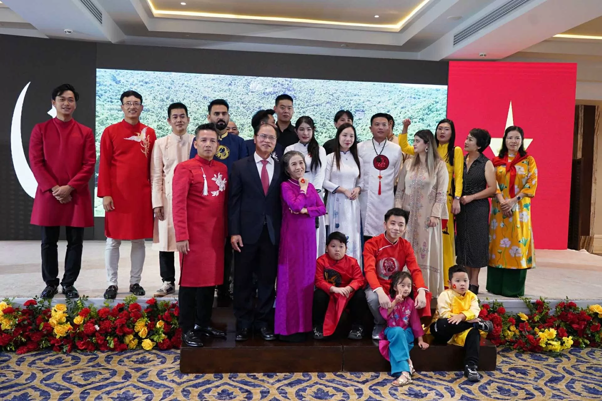 Chuỗi hoạt động kỷ niệm 80 năm Cách mạng tháng Tám và Quốc khánh Việt Nam tại Pakistan Chuỗi hoạt động kỷ niệm 80 năm Cách mạng tháng Tám và Quốc khánh Việt Nam tại Pakistan