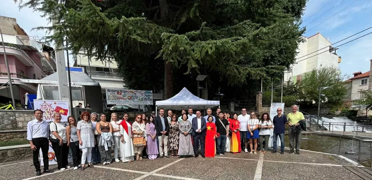 Sắc màu Việt Nam lan tỏa ở thành phố Edessa, Hy Lạp Sắc màu Việt Nam lan tỏa ở thành phố Edessa, Hy Lạp