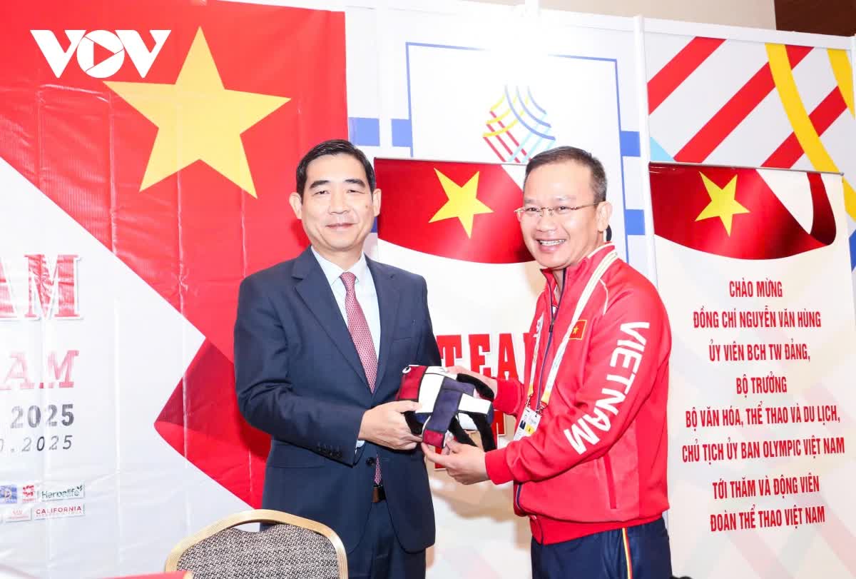 Đoàn thể thao Việt Nam thăm ĐSQ Đoàn thể thao Việt Nam thăm ĐSQ