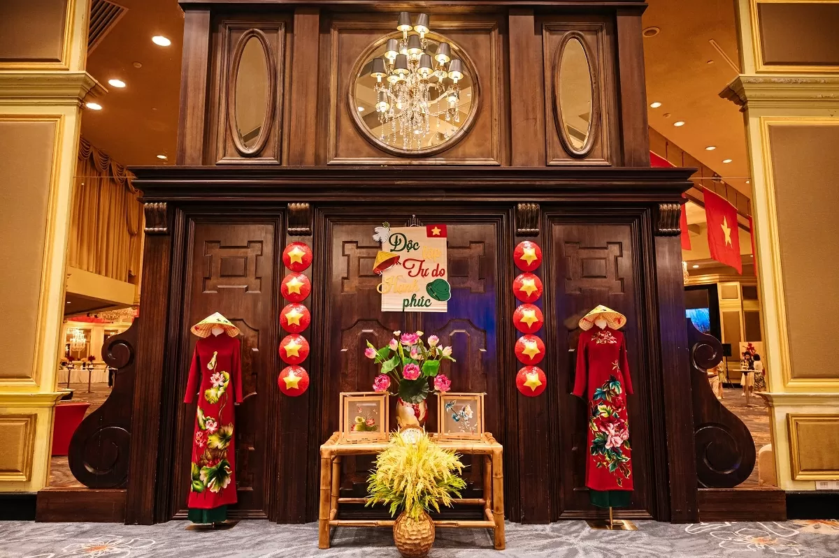 Kỷ niệm 80 năm Quốc khánh Việt Nam tại Quảng Châu, Trung Quốc: Giao thoa văn hóa, kết nối con người Kỷ niệm 80 năm Quốc khánh Việt Nam tại Quảng Châu, Trung Quốc: Giao thoa văn hóa, kết nối con người