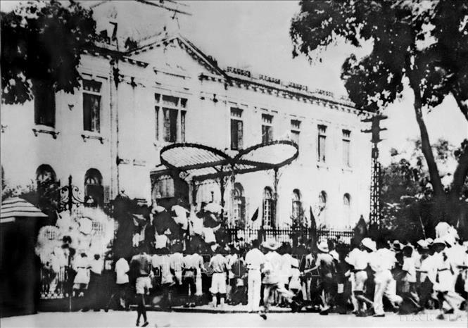 Ch&uacute; th&iacute;ch ảnh