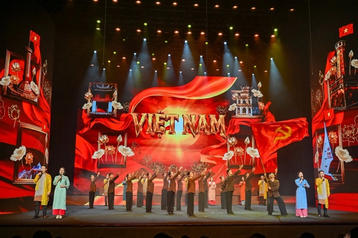 Đảng bộ Bộ Ngoại giao được tặng Bằng khen, 5 tác phẩm đoạt giải tại Cuộc thi chính luận của Đảng ủy Chính phủ năm 2026