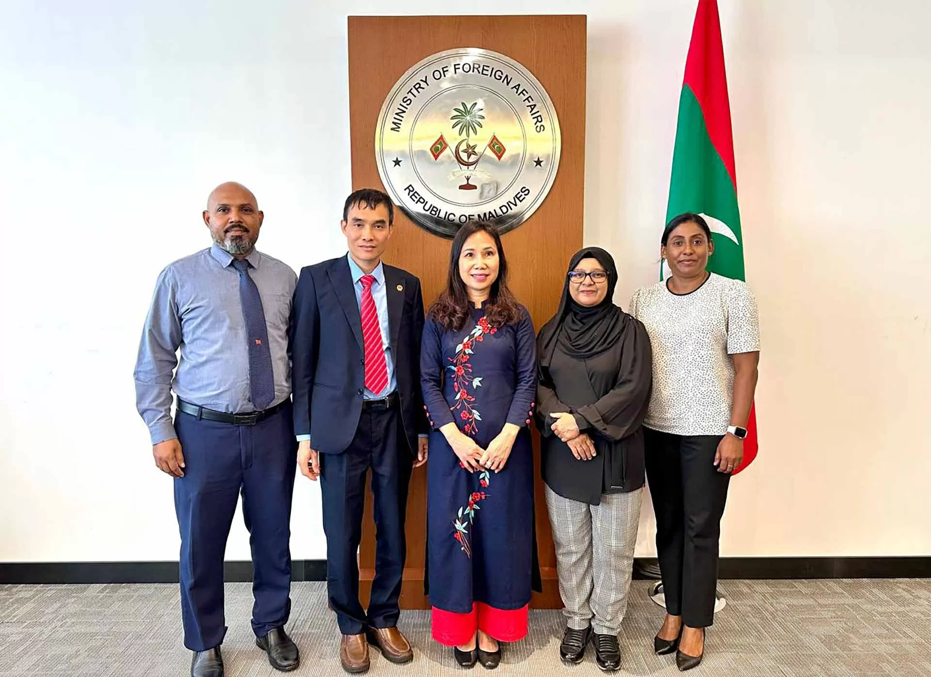 Maldives luôn coi trọng việc tăng cường và phát triển quan hệ với Việt Nam Maldives luôn coi trọng việc tăng cường và phát triển quan hệ với Việt Nam