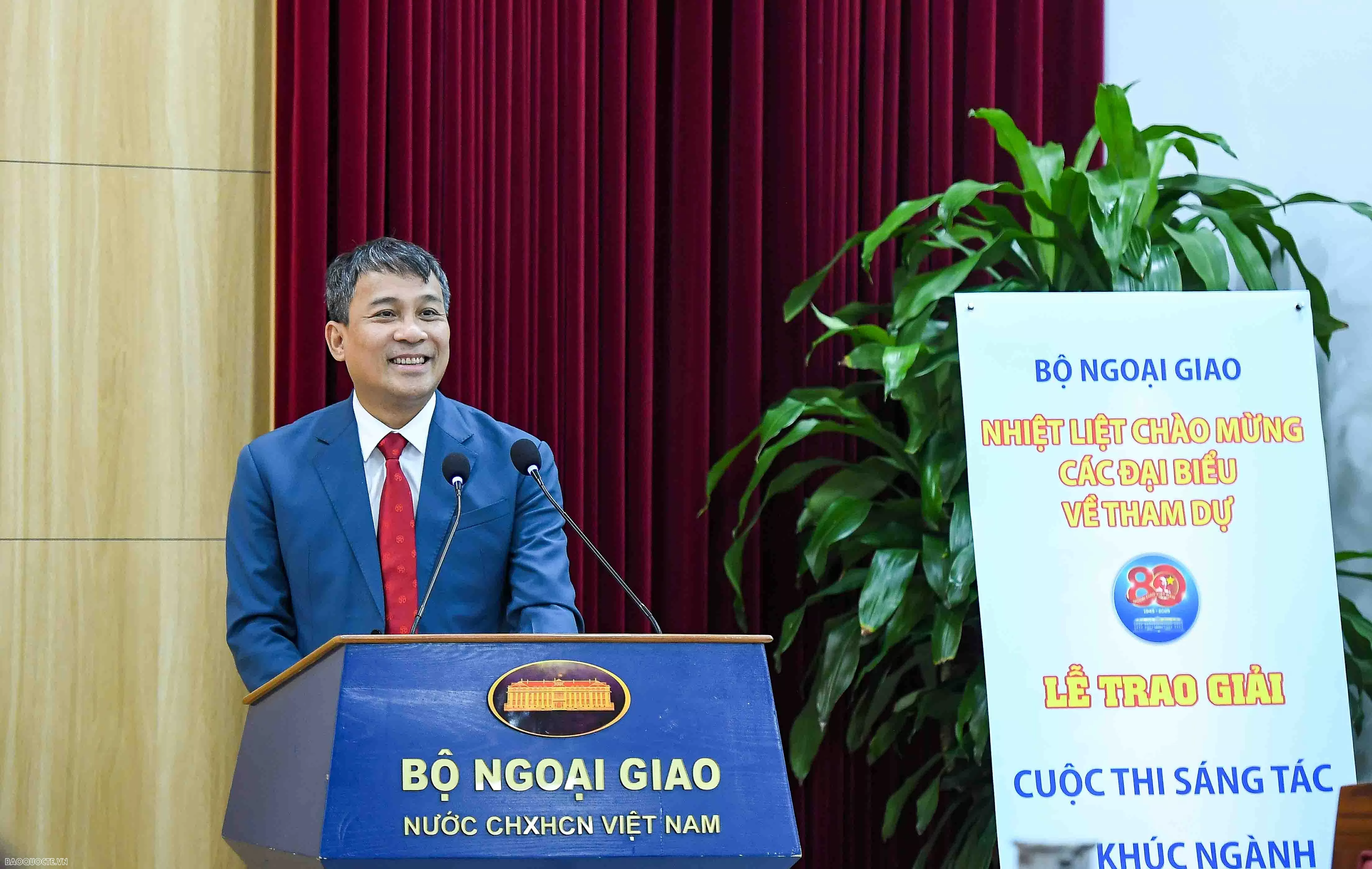 Trao giải cuộc thi sáng tác ca khúc ngành Ngoại giao và các cuộc thi phong trào nhân kỷ niệm 80 năm thành lập Ngành Trao giải cuộc thi sáng tác ca khúc ngành Ngoại giao và các cuộc thi phong trào nhân kỷ niệm 80 năm thành lập Ngành