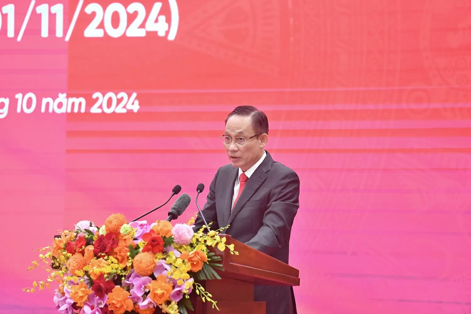 C&ocirc;ng t&aacute;c đối ngoại đảng của Đảng ta trong tiến tr&igrave;nh c&aacute;ch mạng Việt Nam