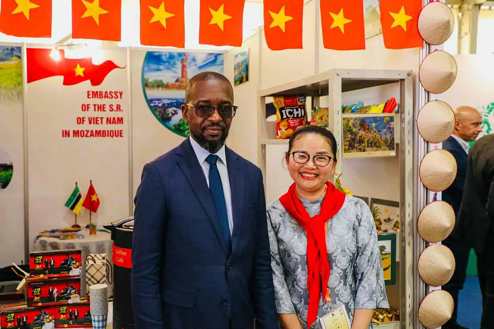 Quảng bá hình ảnh đất nước, con người Việt Nam tại Hội chợ quốc tế Maputo Quảng bá hình ảnh đất nước, con người Việt Nam tại Hội chợ quốc tế Maputo