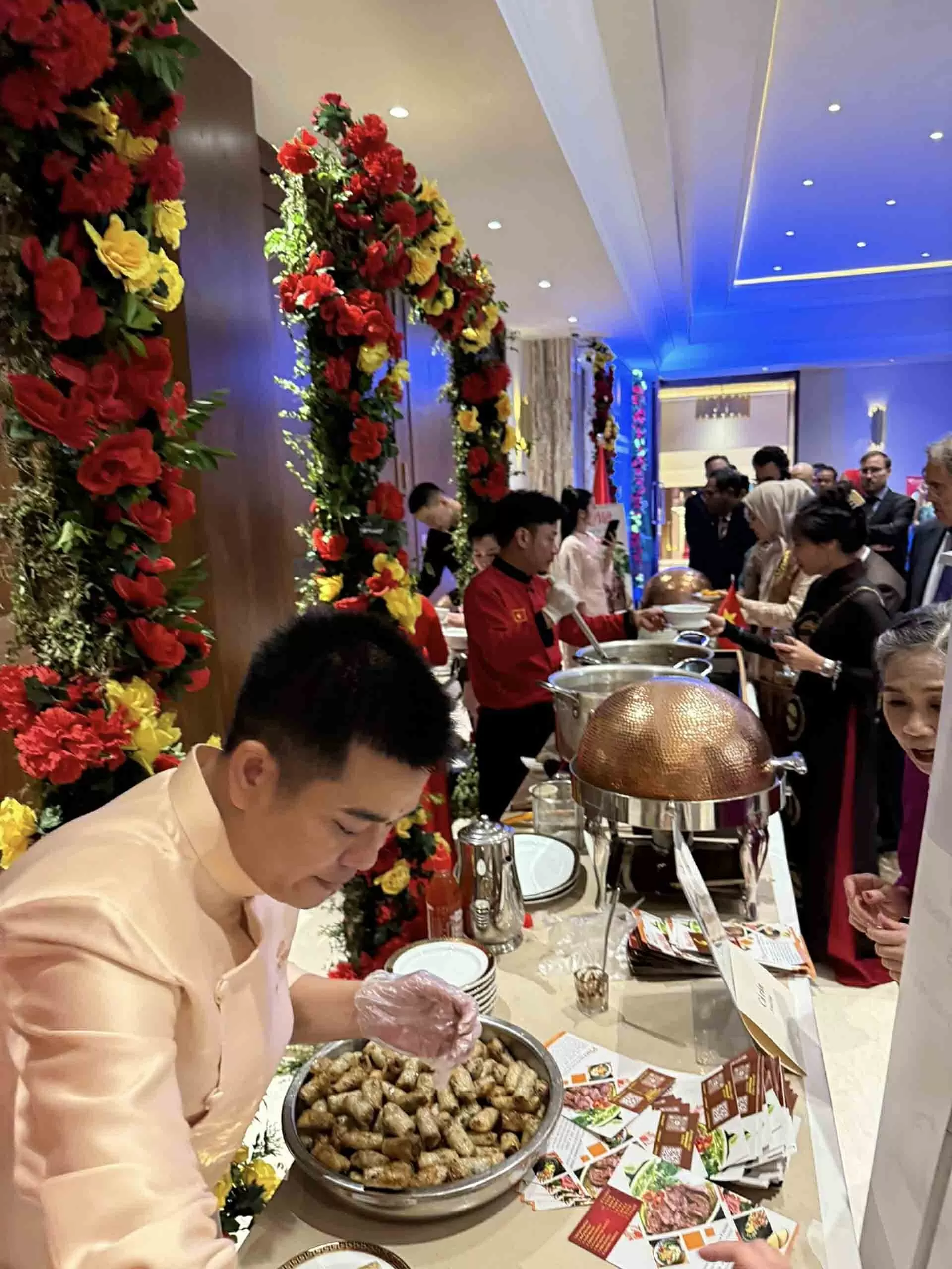 Chuỗi hoạt động kỷ niệm 80 năm Cách mạng tháng Tám và Quốc khánh Việt Nam tại Pakistan Chuỗi hoạt động kỷ niệm 80 năm Cách mạng tháng Tám và Quốc khánh Việt Nam tại Pakistan