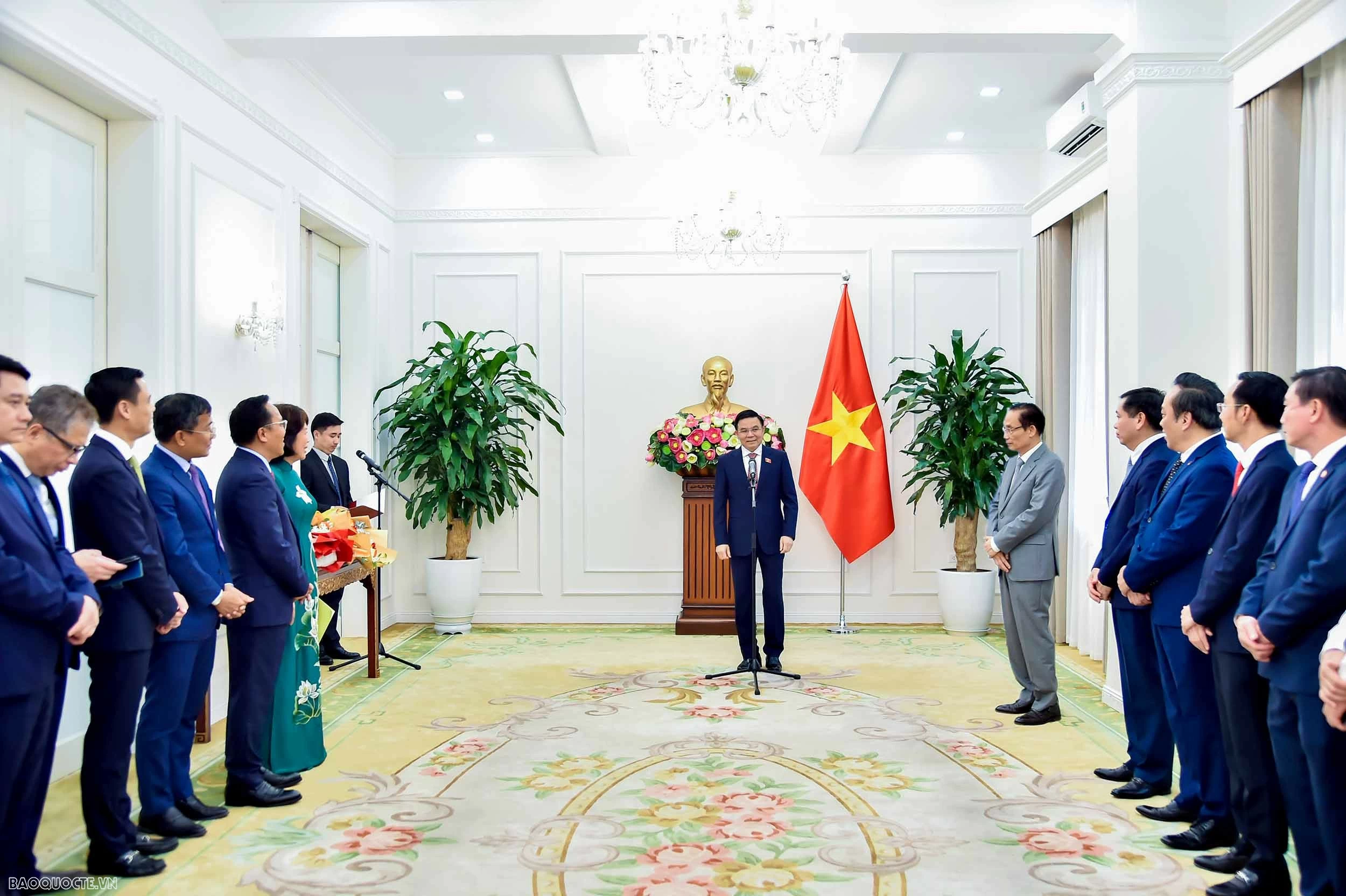 Bộ Ngoại giao công bố và trao Quyết định bổ nhiệm Thứ trưởng Bộ Ngoại giao