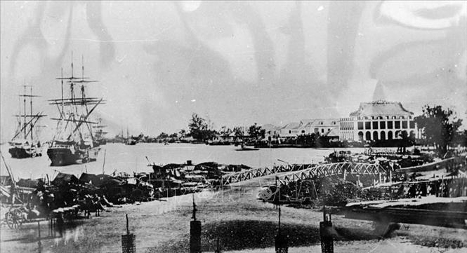 Ch&uacute; th&iacute;ch ảnh