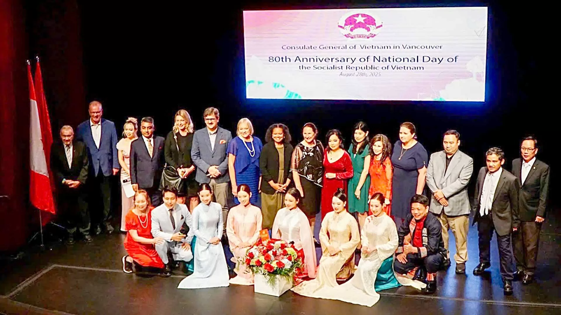 Tổng lãnh sự quán Việt Nam tại Vancouver long trọng tổ chức kỷ niệm 80 năm Quốc khánh 2/9 Tổng lãnh sự quán Việt Nam tại Vancouver long trọng tổ chức kỷ niệm 80 năm Quốc khánh 2/9