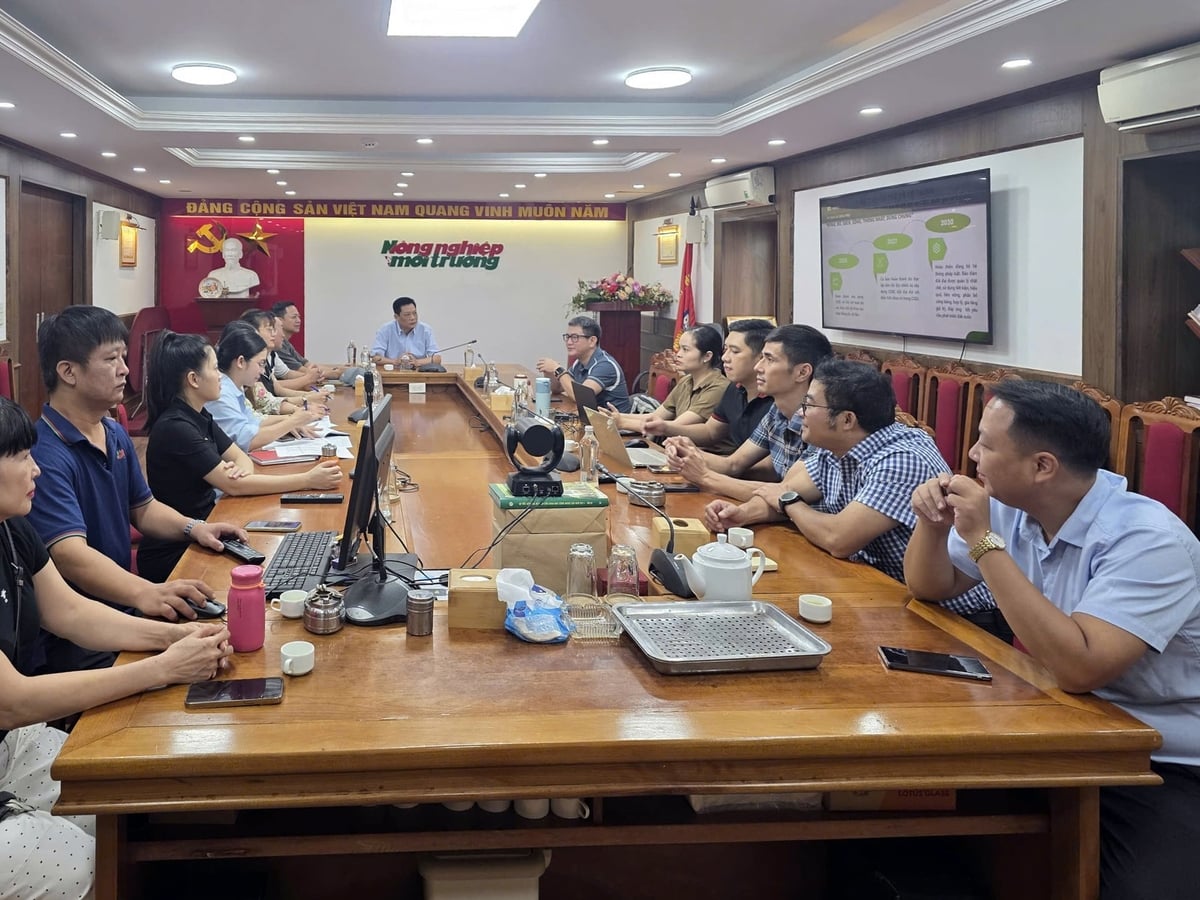 Điểm cầu trực tuyến tại Báo Nông nghiệp và Môi trường. Ảnh: Quỳnh Anh.