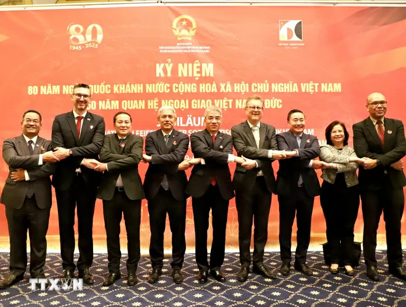 Kỷ niệm 80 năm Quốc khánh và 50 năm quan hệ ngoại giao Việt Nam-Đức tại Berlin Kỷ niệm 80 năm Quốc khánh và 50 năm quan hệ ngoại giao Việt Nam-Đức tại Berlin