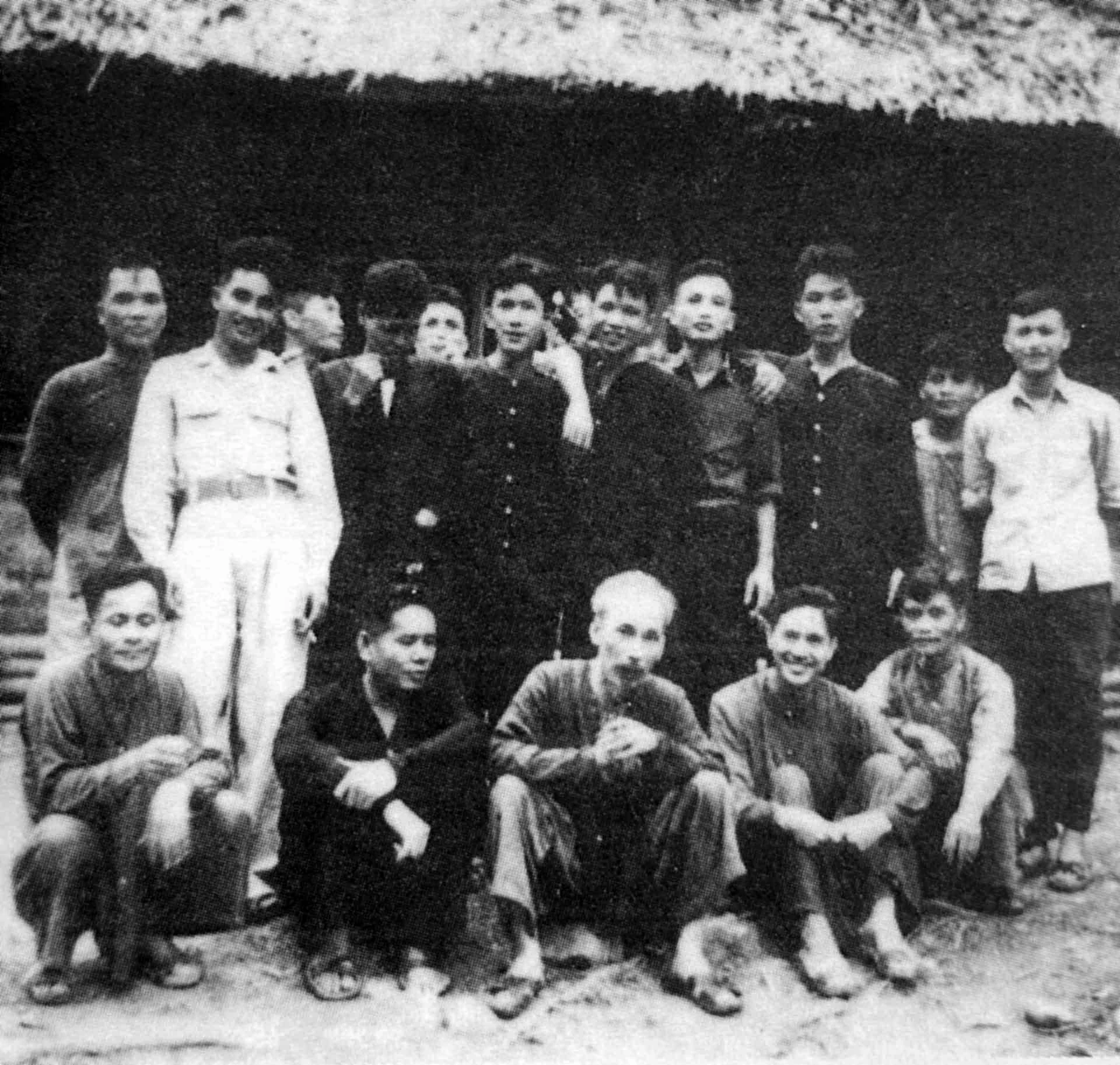 C&ocirc;ng t&aacute;c đối ngoại đảng của Đảng ta trong tiến tr&igrave;nh c&aacute;ch mạng Việt Nam