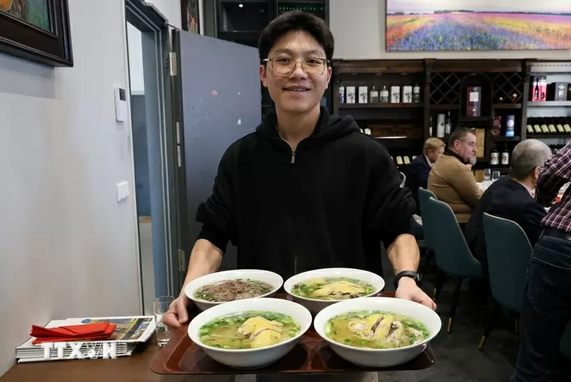 Giới thiệu Phở Việt Nam đến với bạn bè Đức Giới thiệu Phở Việt Nam đến với bạn bè Đức