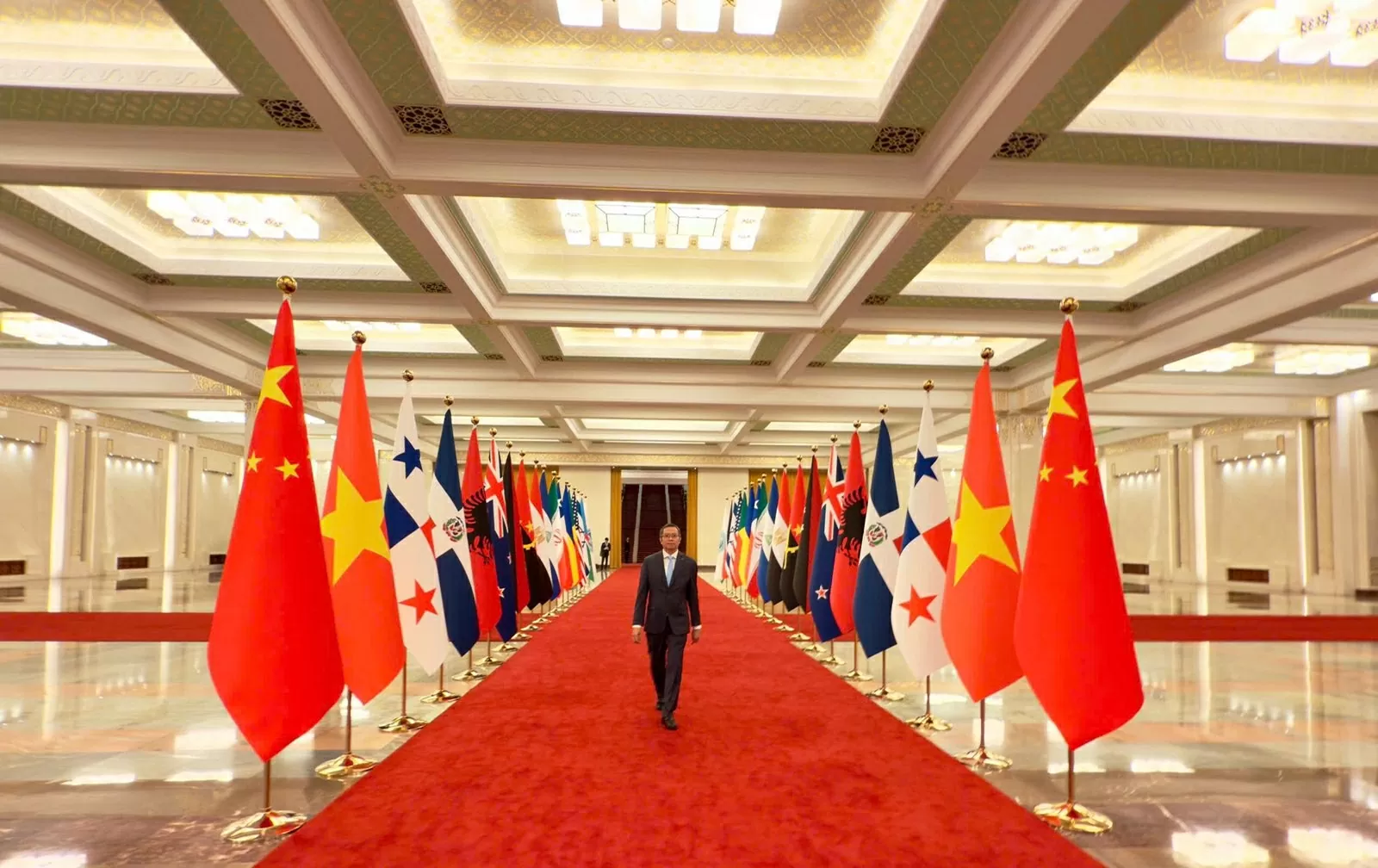 Đại sứ Phạm Thanh Bình trình Thư Ủy nhiệm lên Chủ tịch Trung Quốc Tập Cận Bình Đại sứ Phạm Thanh Bình trình Thư Ủy nhiệm lên Chủ tịch Trung Quốc Tập Cận Bình