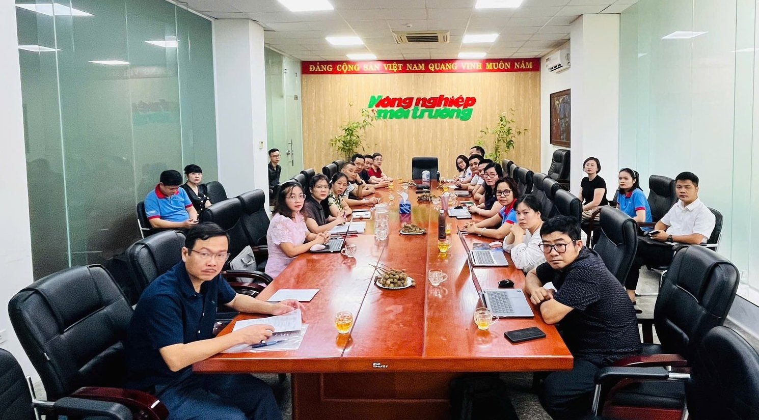 Đảng bộ Báo Nông nghiệp và Môi trường kết nối trực tuyến với Hội nghị toàn quốc tập huấn ứng dụng trí tuệ nhân tạo. Ảnh: Quốc Nhật. Đảng bộ Báo Nông nghiệp và Môi trường kết nối trực tuyến với Hội nghị toàn quốc tập huấn ứng dụng trí tuệ nhân tạo. Ảnh: Quốc Nhật.