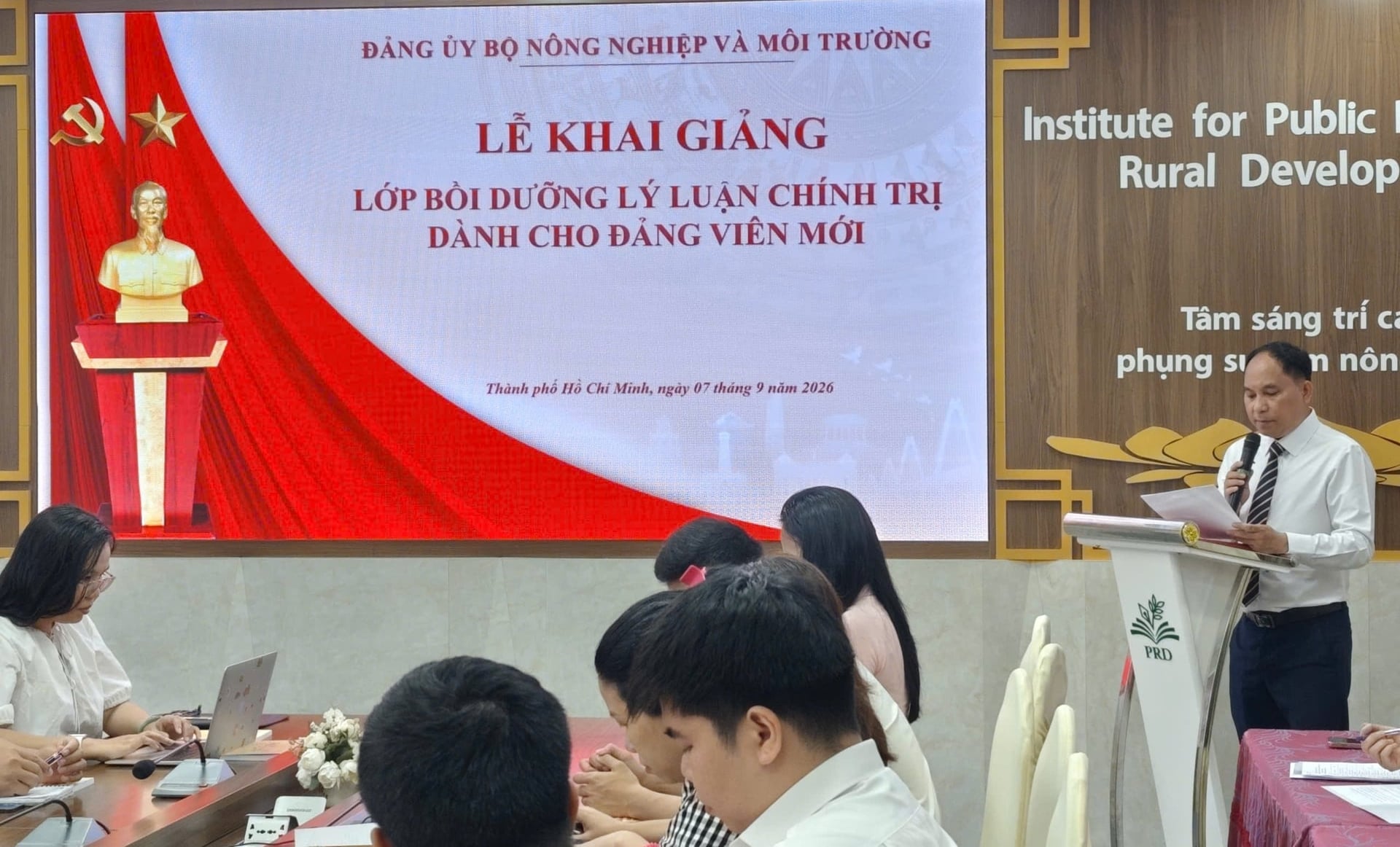 TS. Nguyễn Công Bình, Trưởng phòng Đào tạo phát biểu tại Lễ khai giảng. Ảnh: BTC.