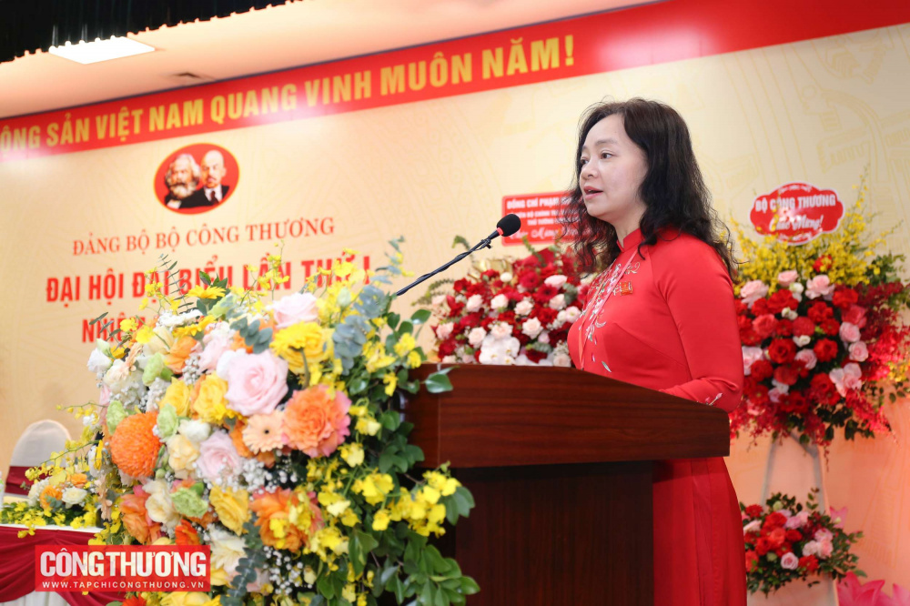 Đảng bộ Cục Đổi mới sáng tạo, Chuyển đổi xanh và Khuyến công: Đảng lãnh đạo ngành Công Thương phát triển theo hướng tăng trưởng xanh